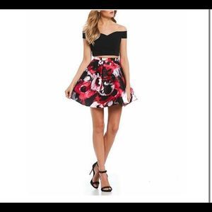 NWOT B Darlin Floral Skirt